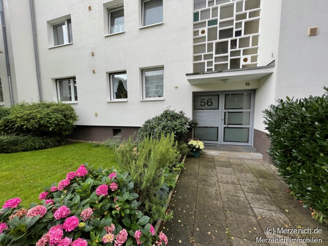 WOHNEN IN ZENTRALER GRÜNLAGE