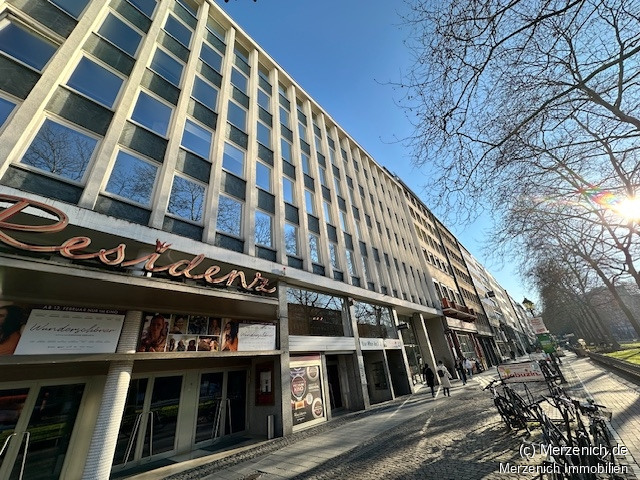 BÜROETAGE IN EXPONIERTER UND WUNDERSCHÖNER RINGLAGE